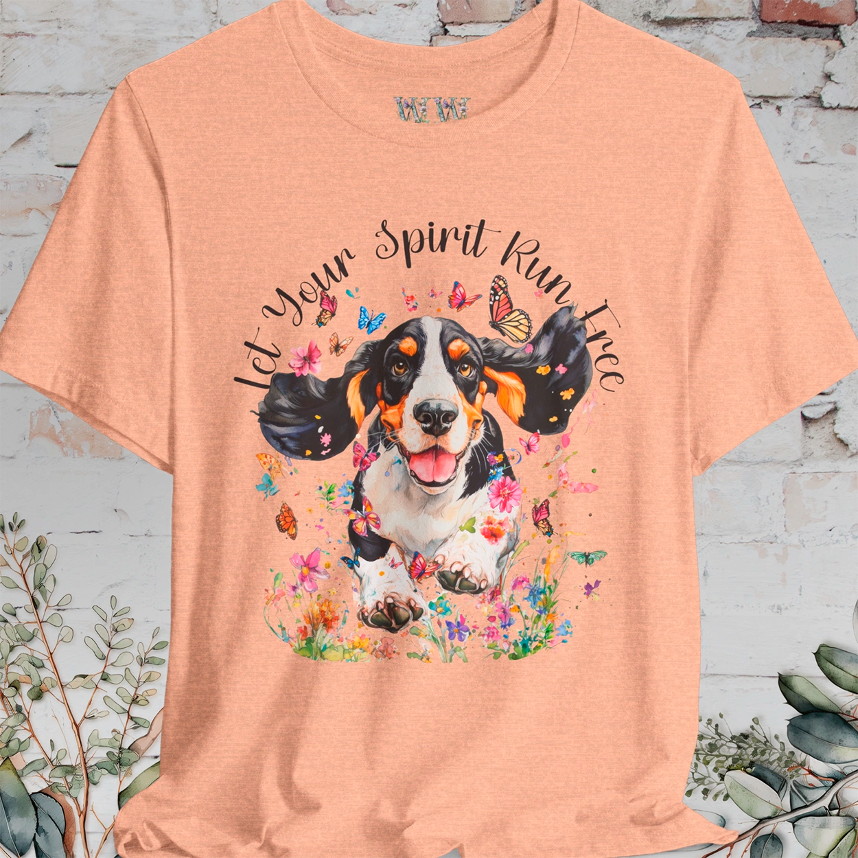 Basset Hound 'Let your spirit run free' Unisex T shirt