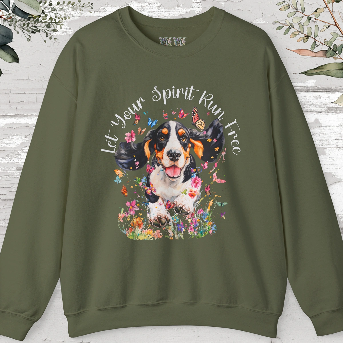 Basset Hound - "Let your spirit free" Unisex Crewneck Sweatshirt