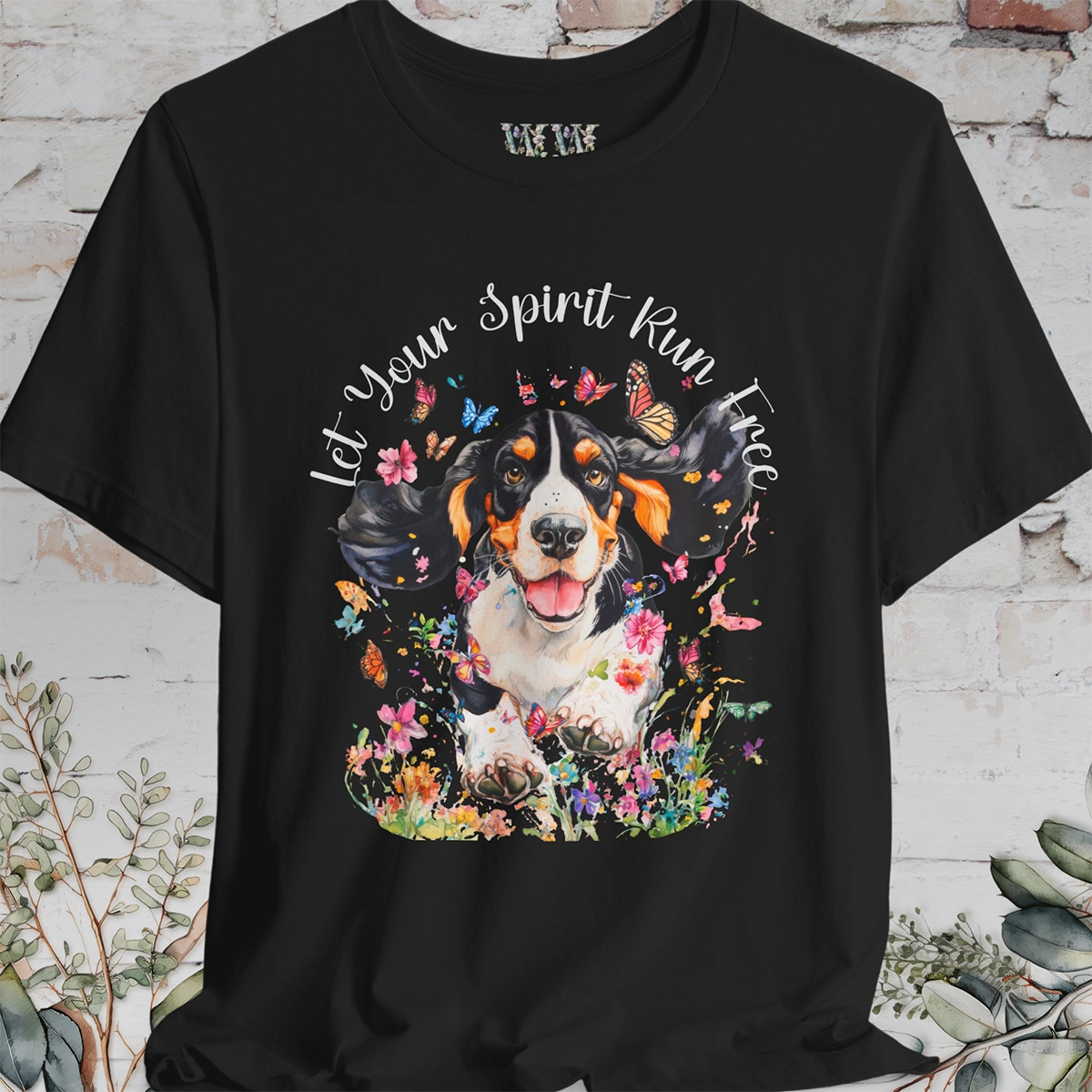 Basset Hound 'Let your spirit run free' #2 Unisex T shirt