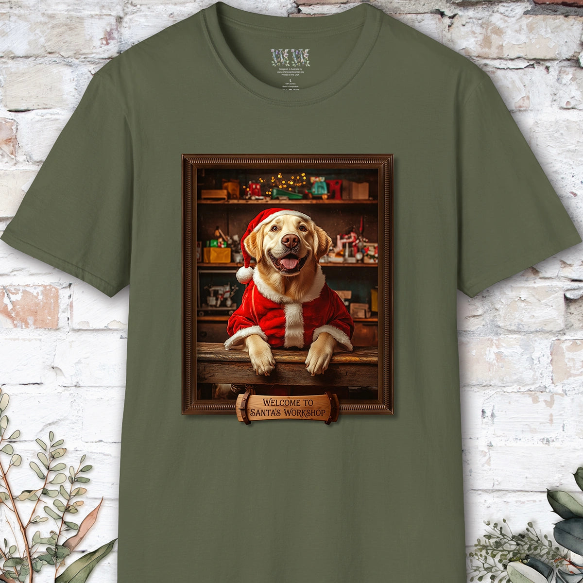 Blonde Labrador Santa's Workshop Unisex T shirt