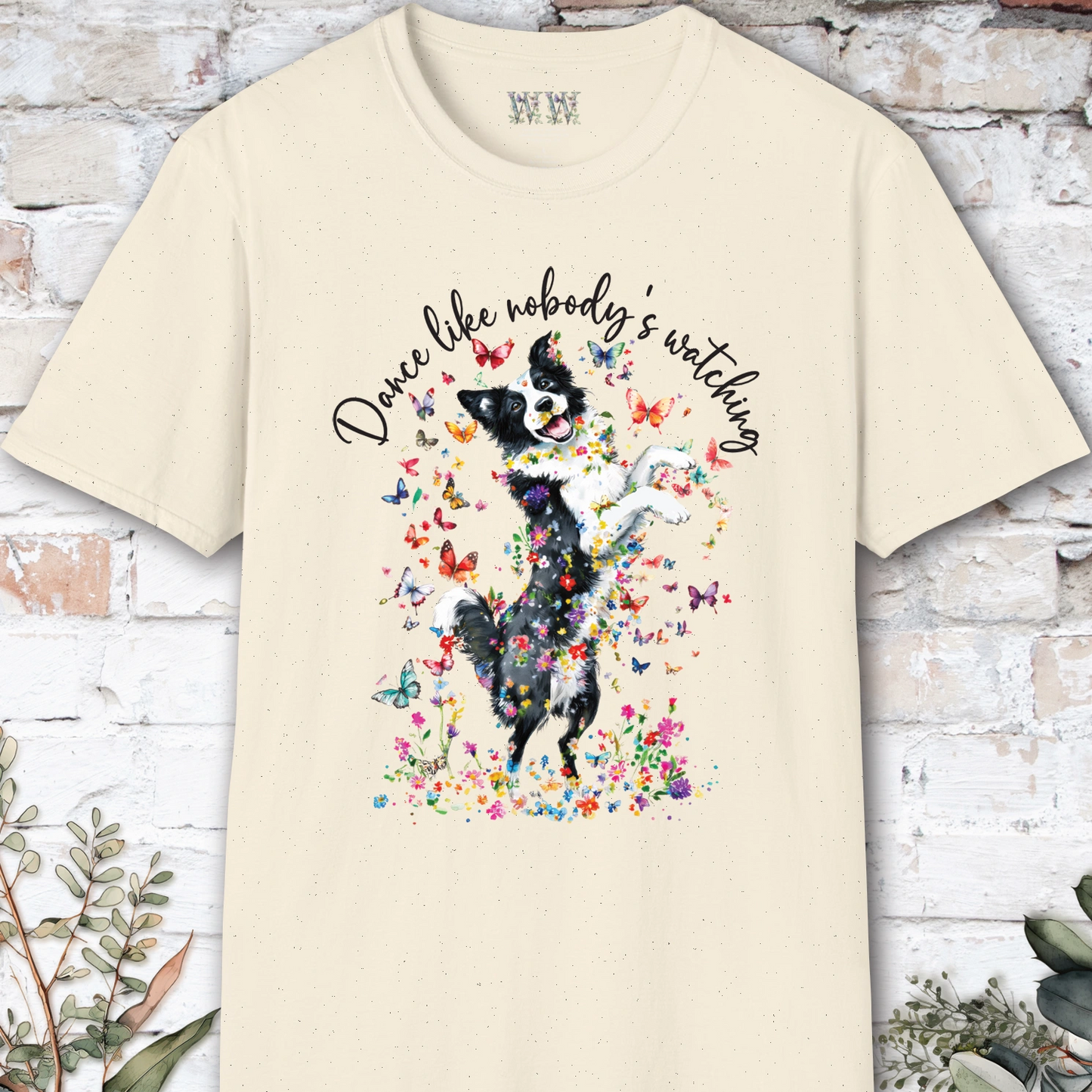 Border Collie "Dance like nobody's watching" unisex T shirt