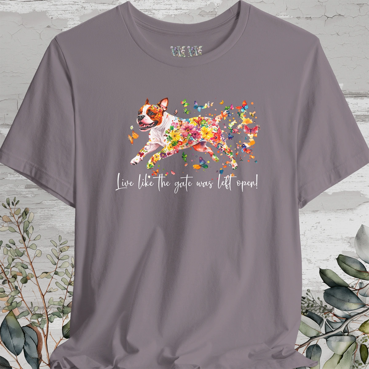 Sable & White Boxer 'Live like the gate was left open' T shirt
