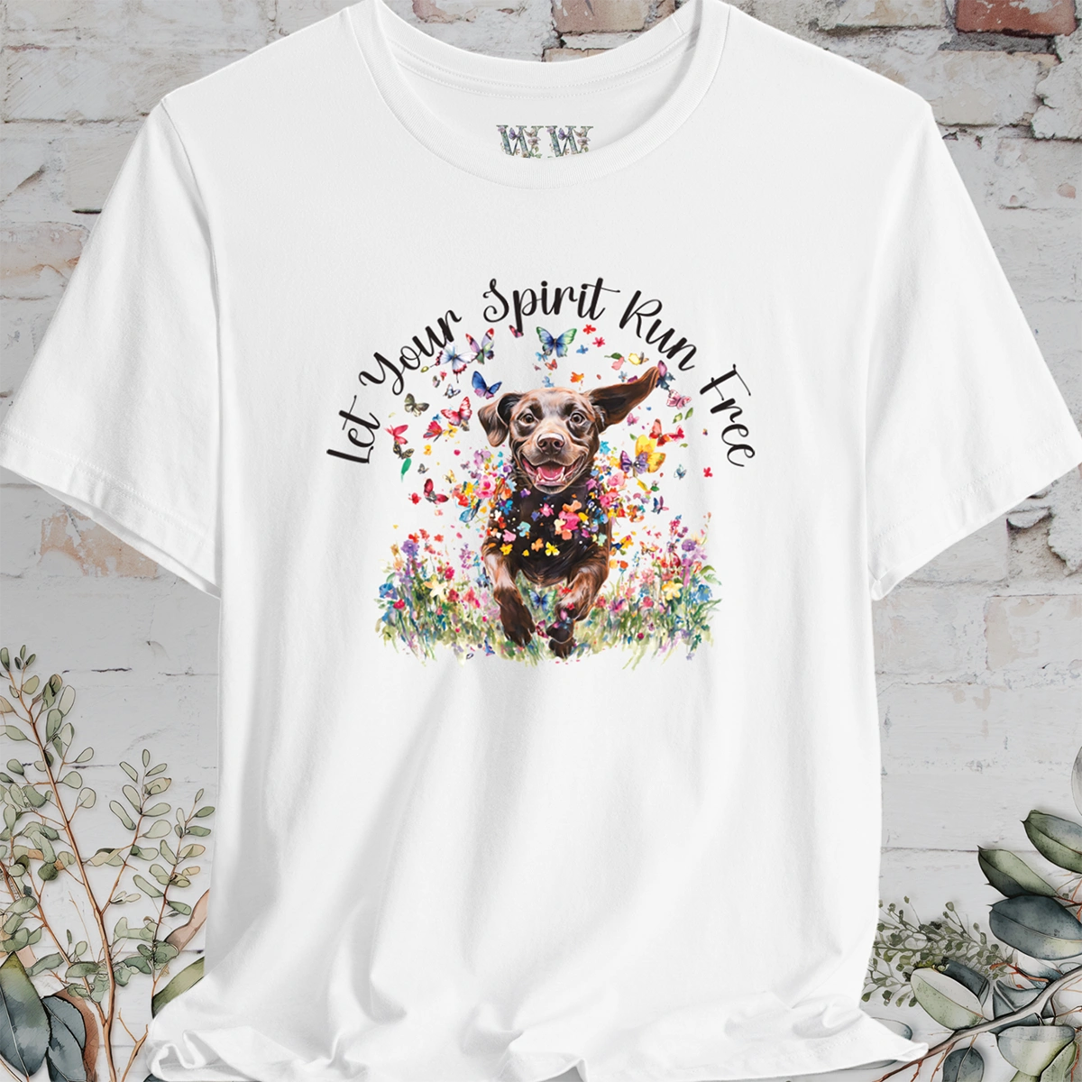 Chocolate Labrador 'Let your spirit run free' T shirt