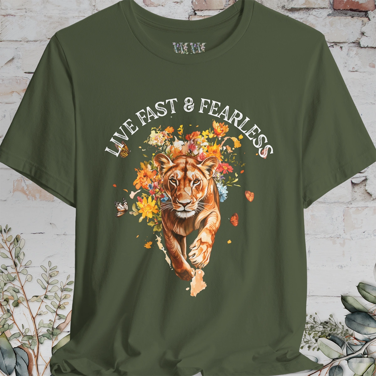 Lion, Live Fast & Fearless, Unisex T shirt