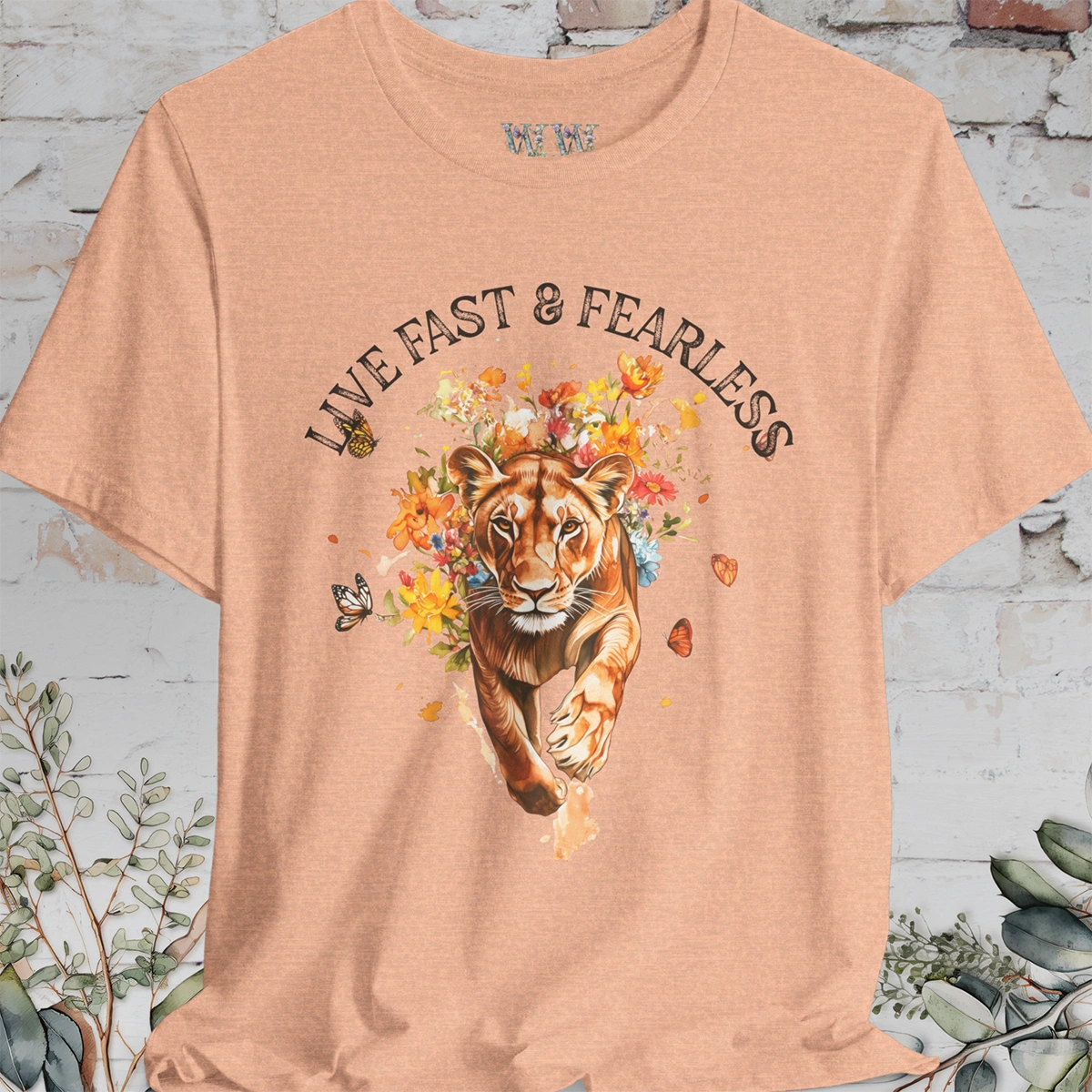 Lion, Live Fast & Fearless, Unisex T shirt