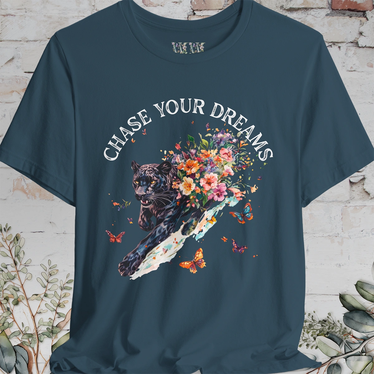 Panther, Chase your Dreams, Unisex T shirt