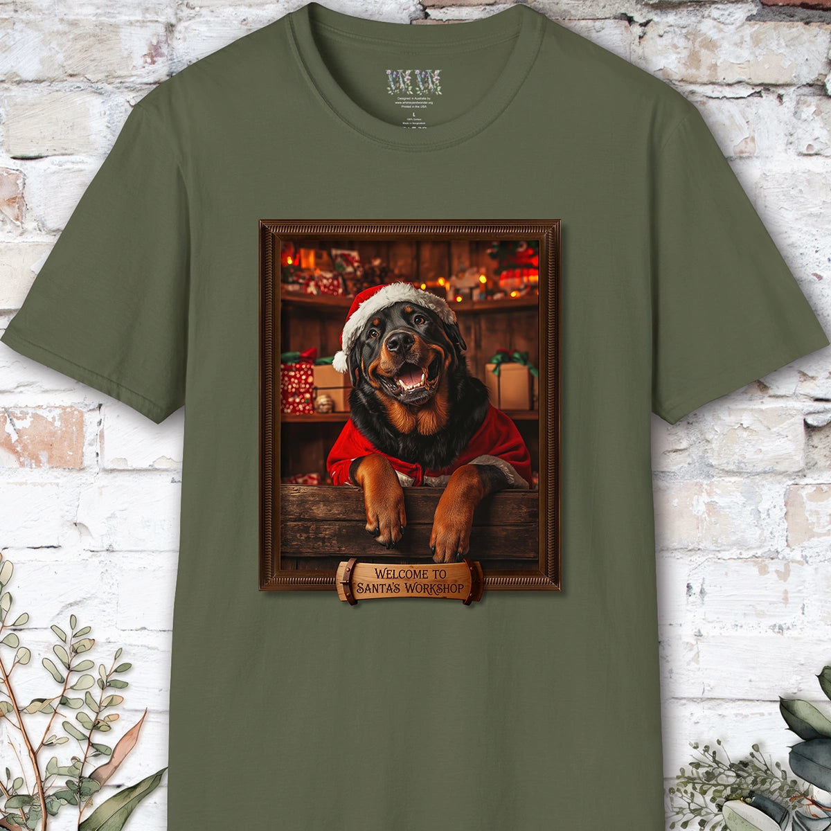 Rotweiler Santa's Workshop Unisex T shirt