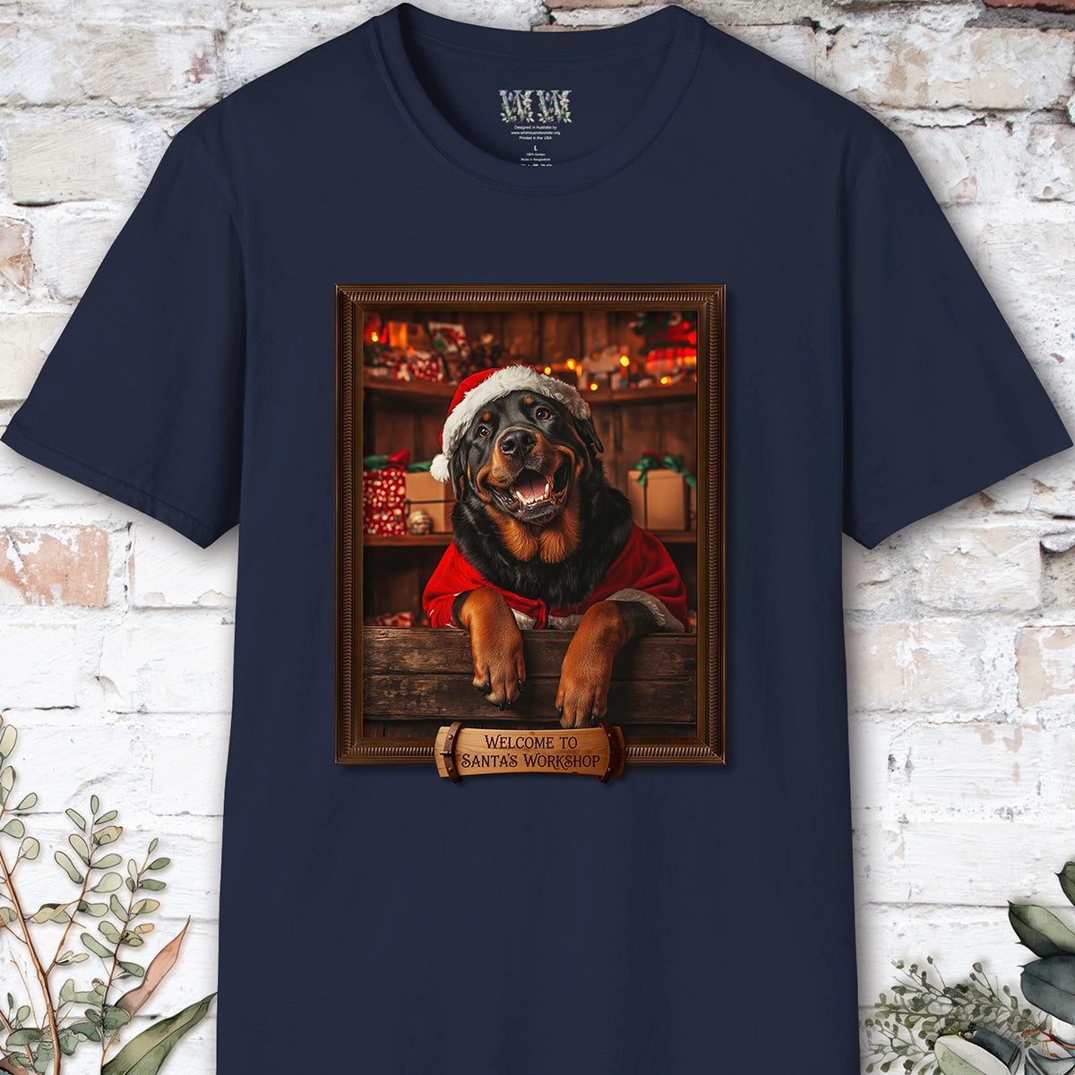 Rotweiler Santa's Workshop Unisex T shirt
