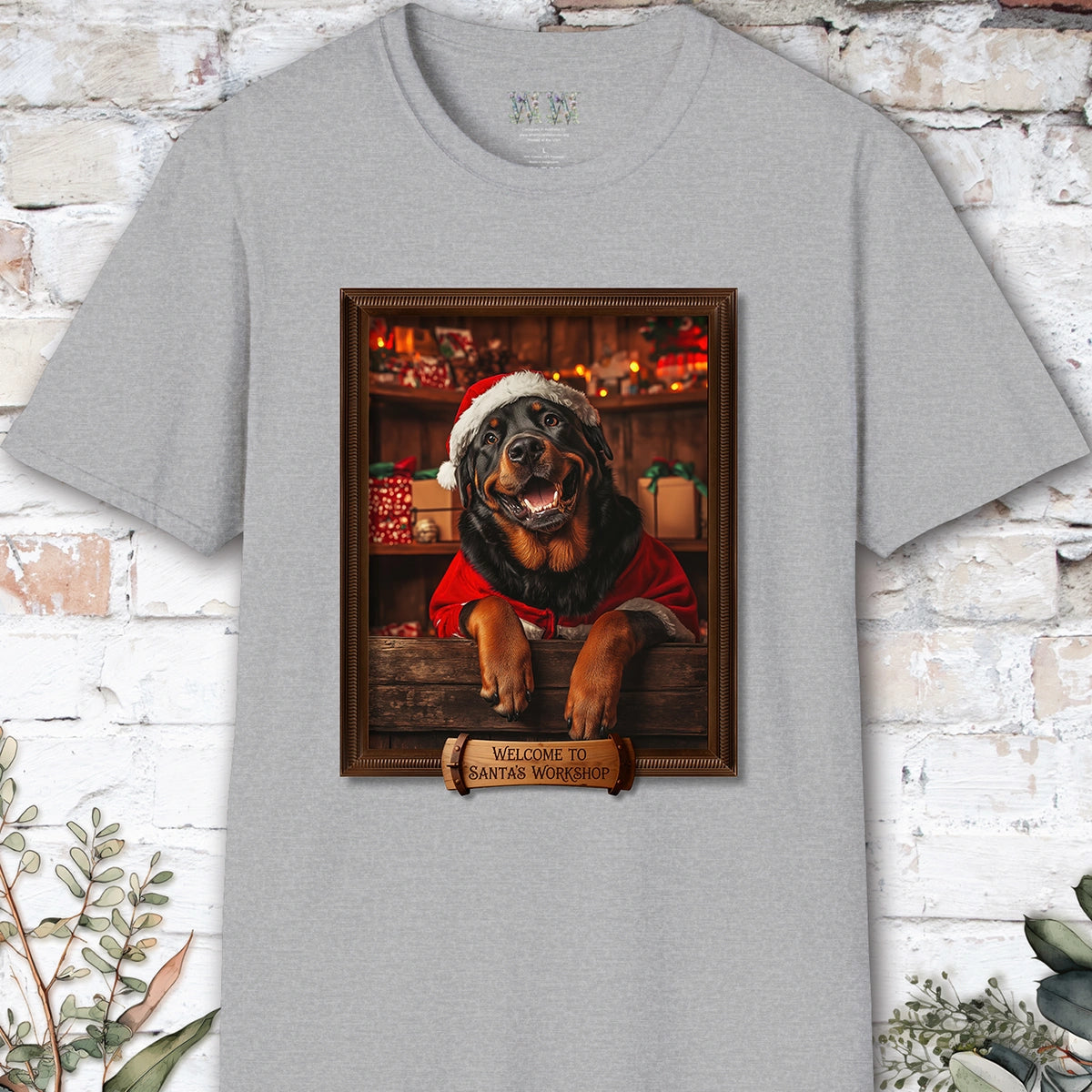 Rotweiler Santa's Workshop Unisex T shirt