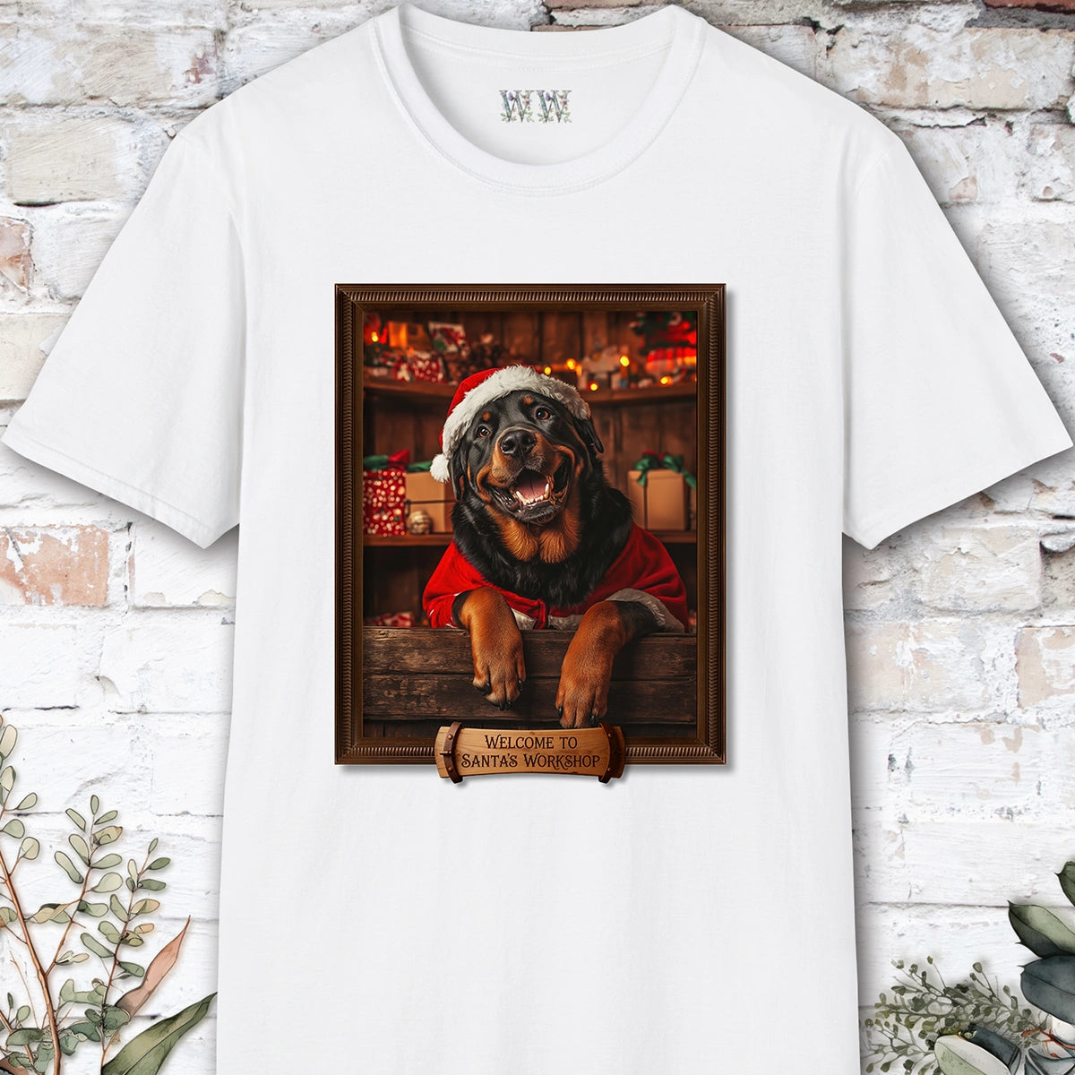 Rotweiler Santa's Workshop Unisex T shirt