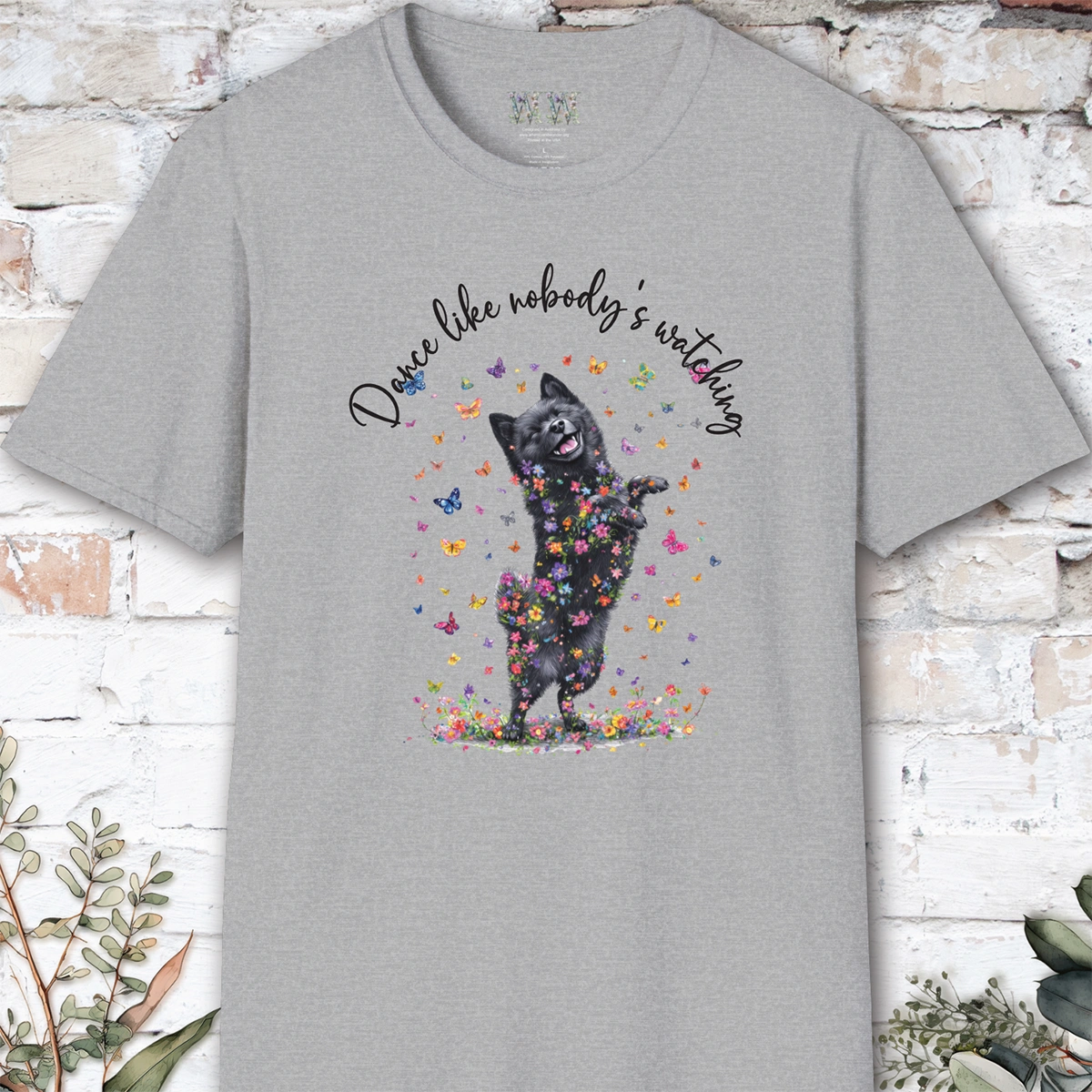 Schipperke "Dance like nobody's watching" unisex T shirt