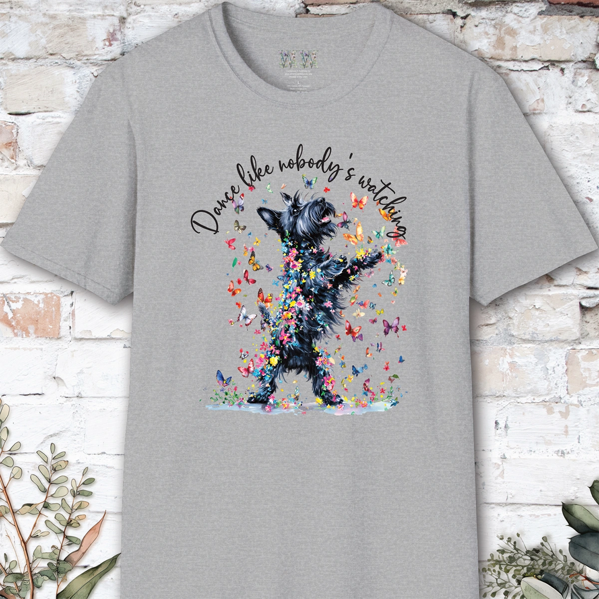 Scottish Terrier "Dance like nobody's watching" unisex T shirt