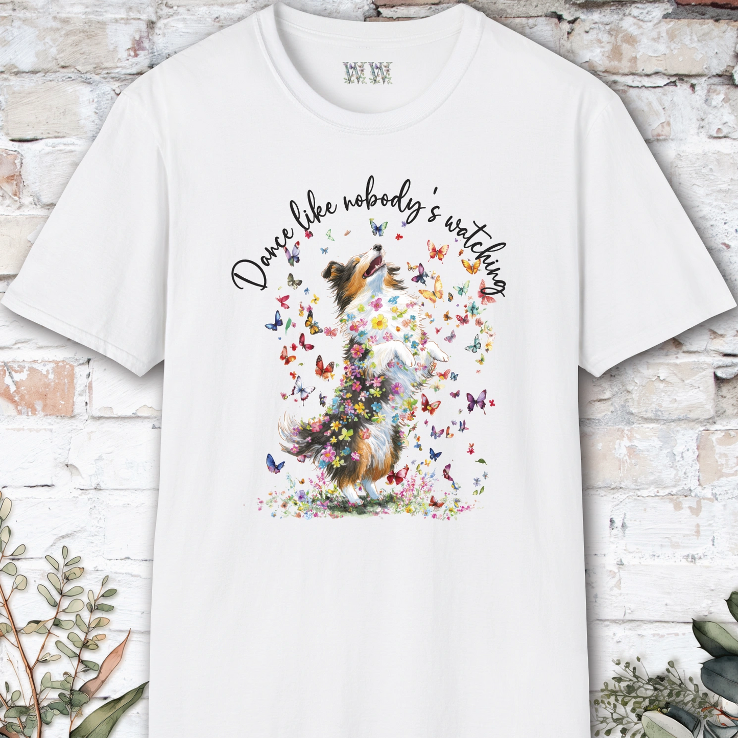 Shetland Sheepdog (Tri Colour Sheltie) #2 "Dance like nobody's watching" unisex T shirt