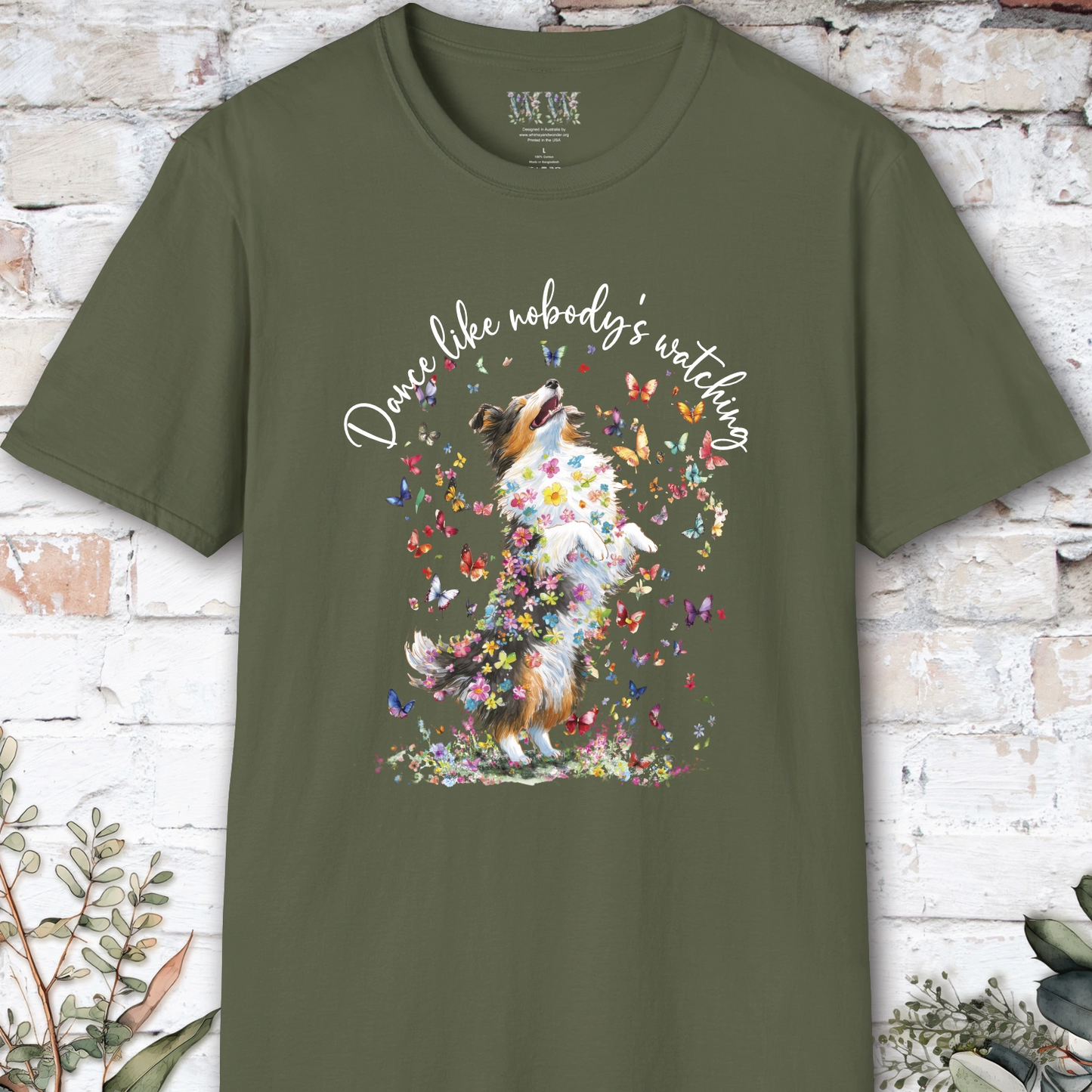 Shetland Sheepdog (Tri Colour Sheltie) #2 "Dance like nobody's watching" unisex T shirt