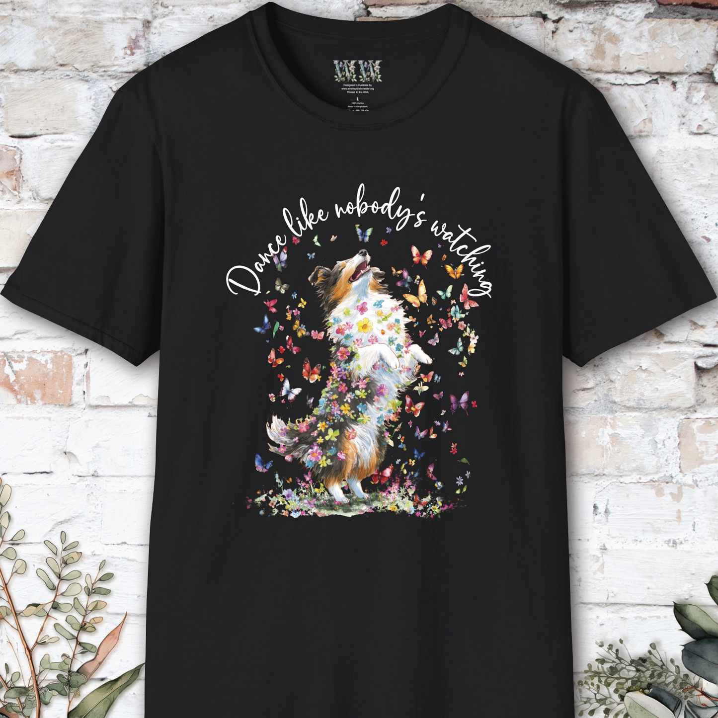 Shetland Sheepdog (Tri Colour Sheltie) #2 "Dance like nobody's watching" unisex T shirt