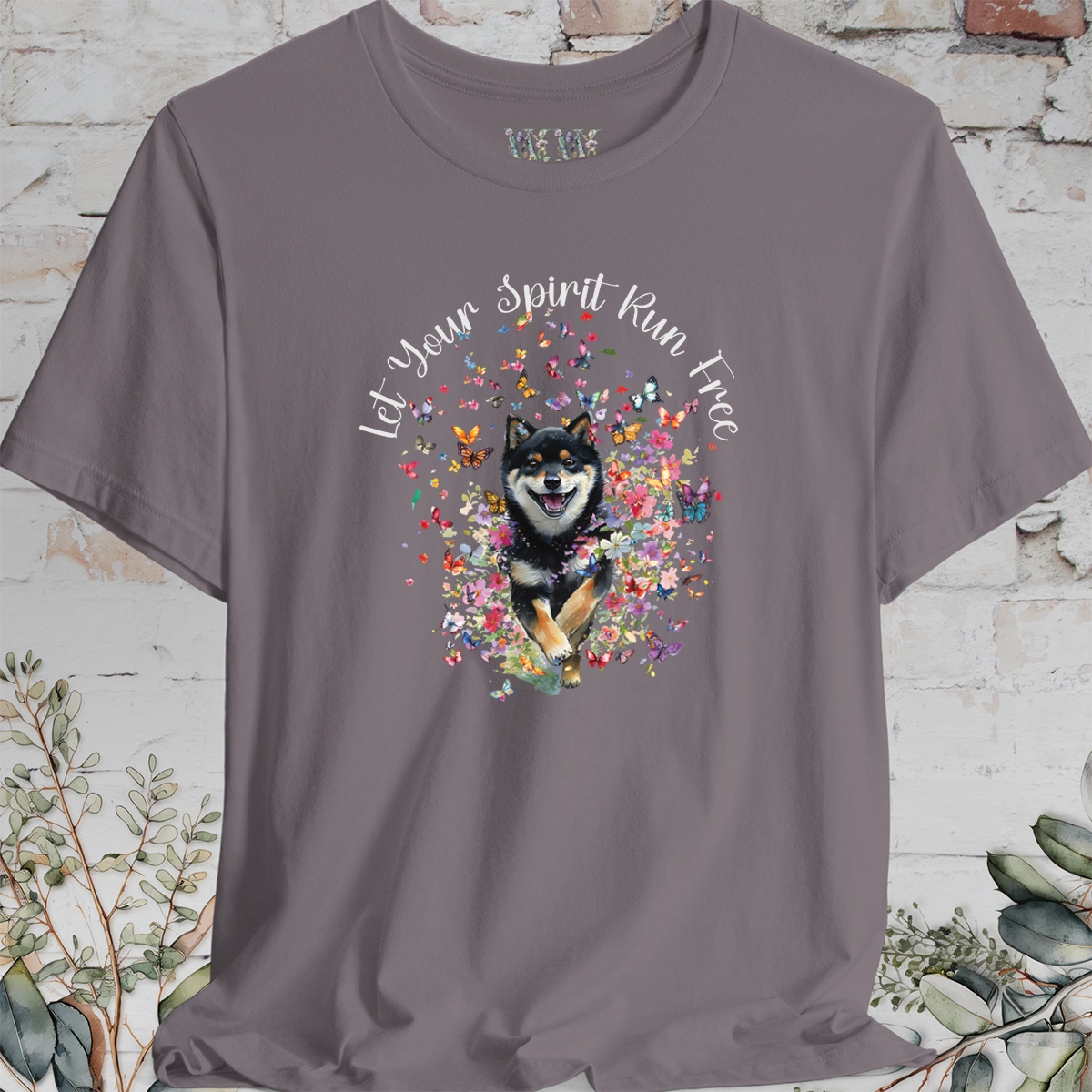 Shiba Inu #2 'Let your spirit run free' T shirt