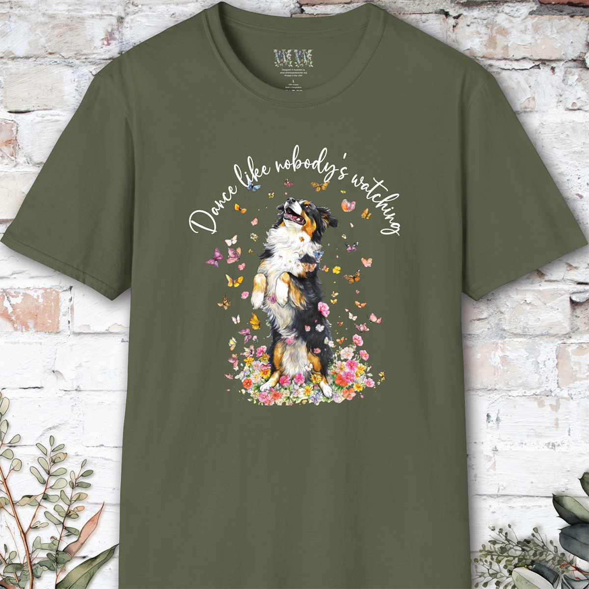 Australian Shepherd "Dance like nobody's watching" unisex T shirt