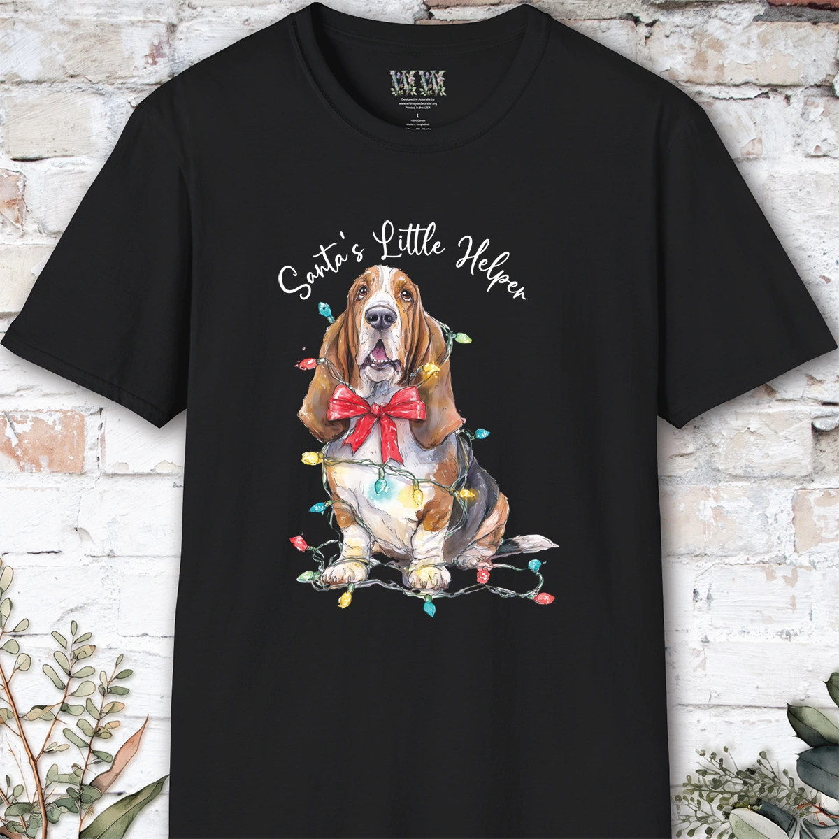 Basset Hound Santa's little helper, unisex T shirt