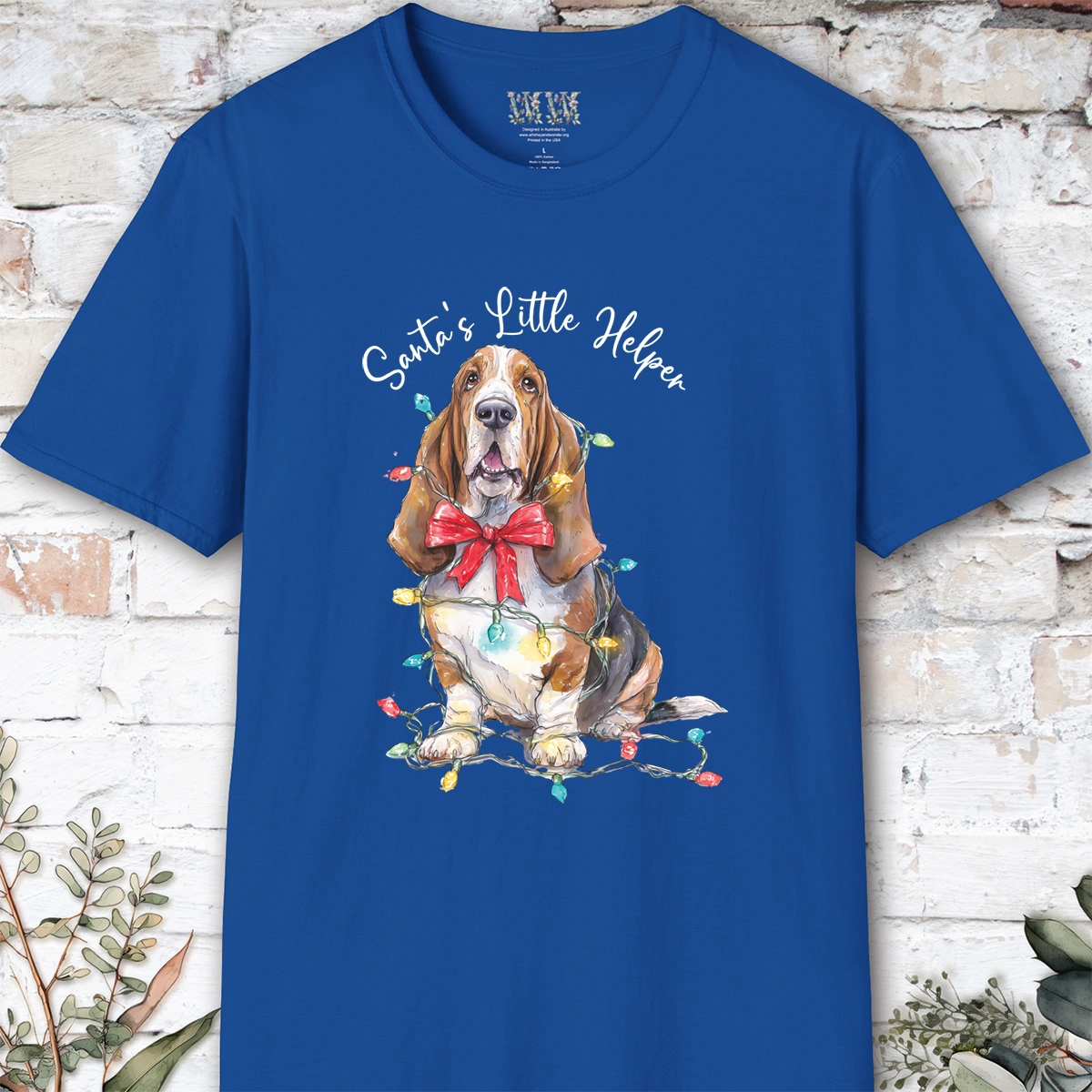 Basset Hound Santa's little helper, unisex T shirt