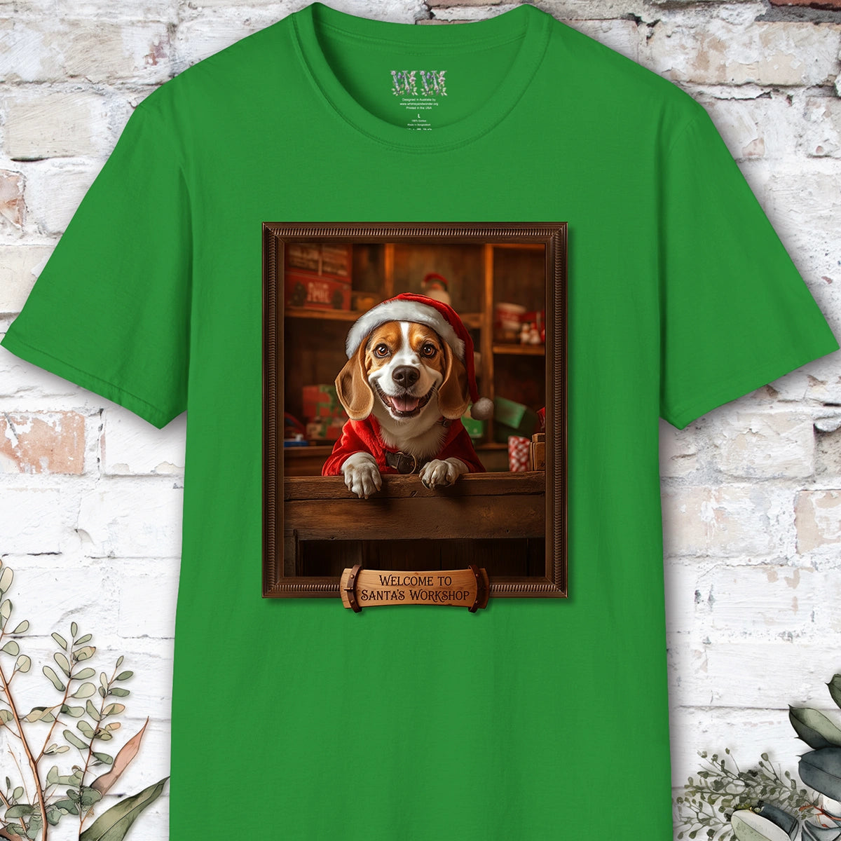 Beagle Santa's Workshop Unisex T shirt