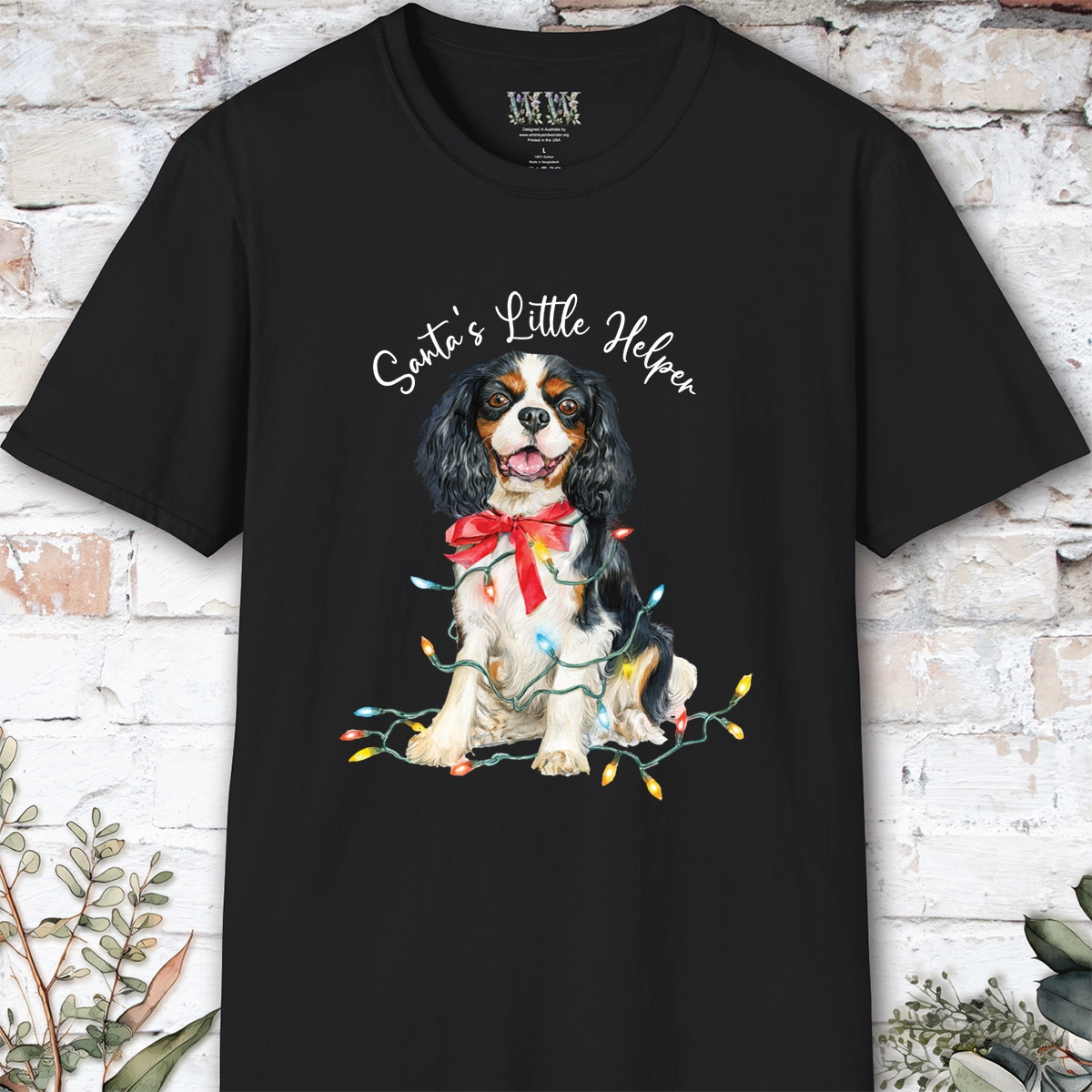 Blenheim Cavalier King Charles Spaniel Santa's little helper. unisex T shirt