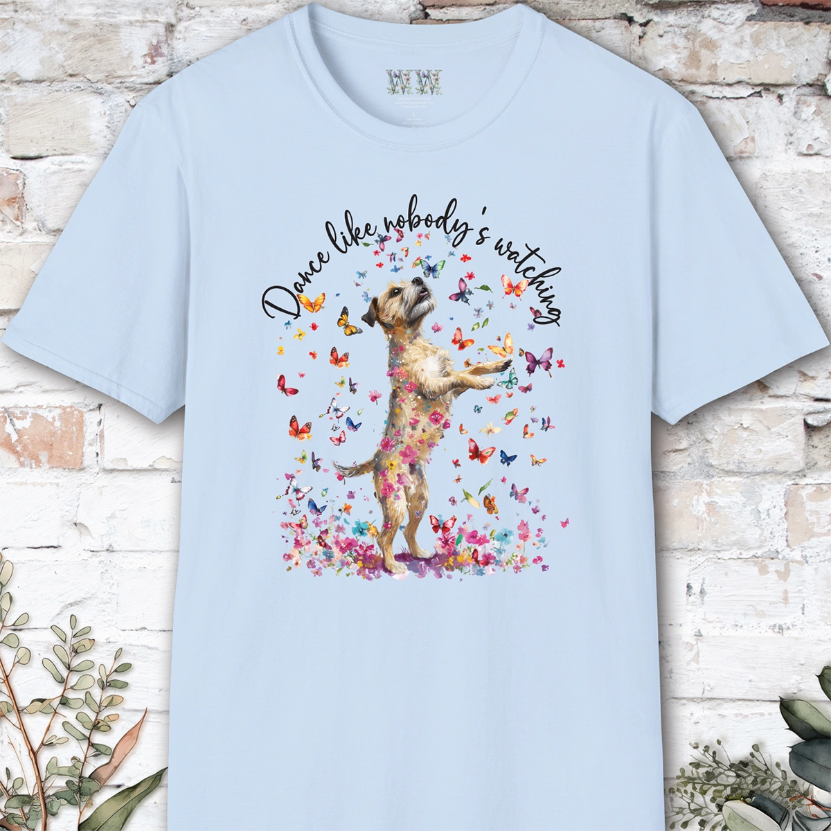 Border Terrier "Dance like nobody's watching" unisex T shirt