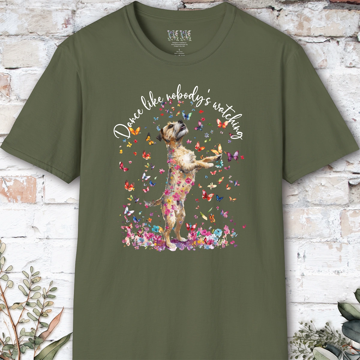 Border Terrier "Dance like nobody's watching" unisex T shirt