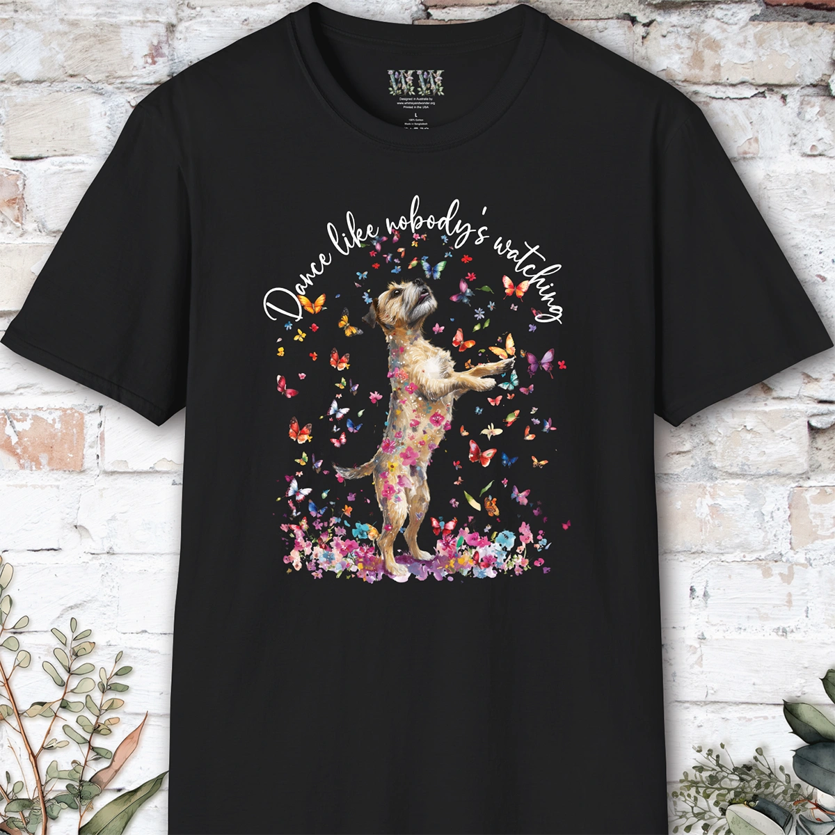 Border Terrier "Dance like nobody's watching" unisex T shirt