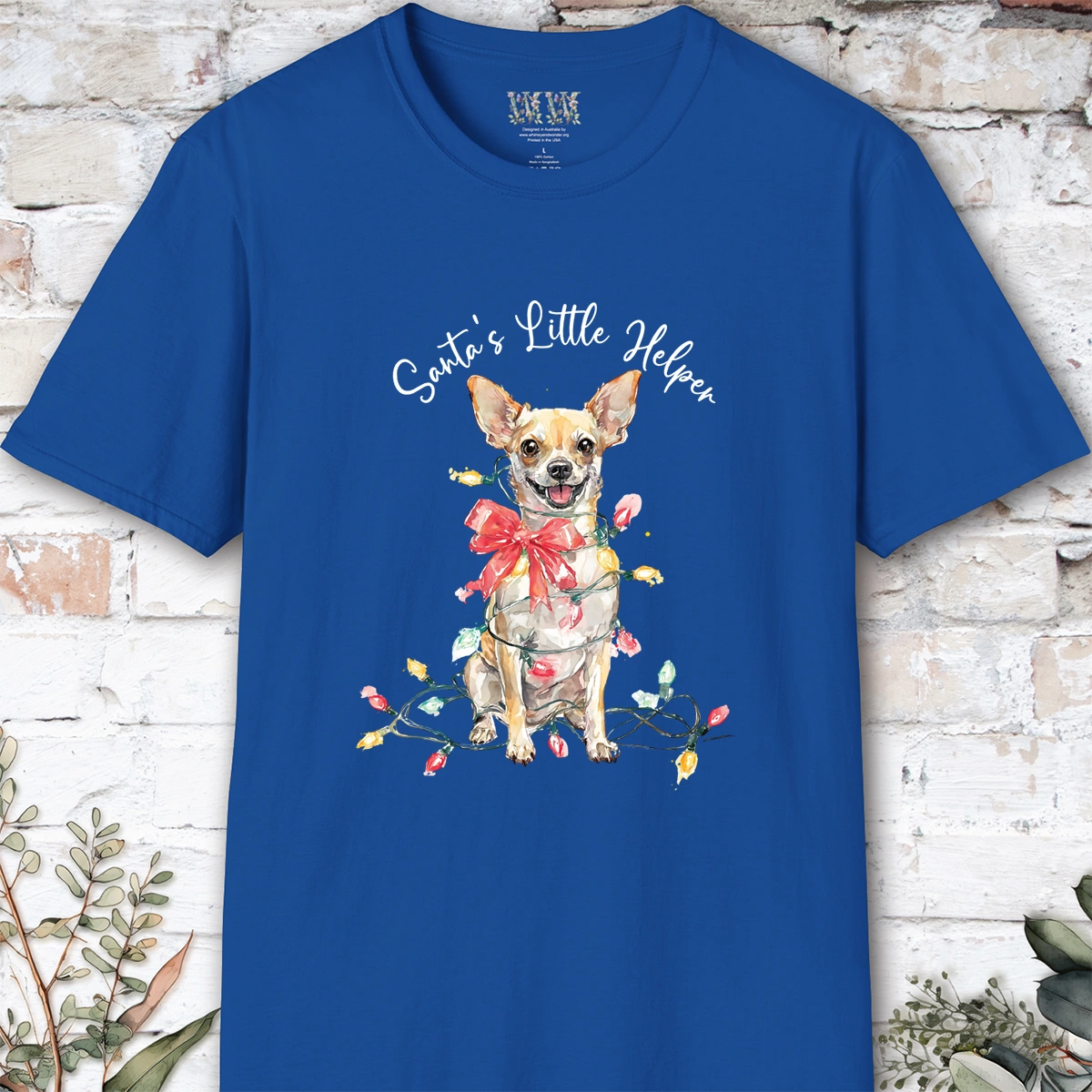 Chihuahua #1 Santa's little helper. unisex T shirt