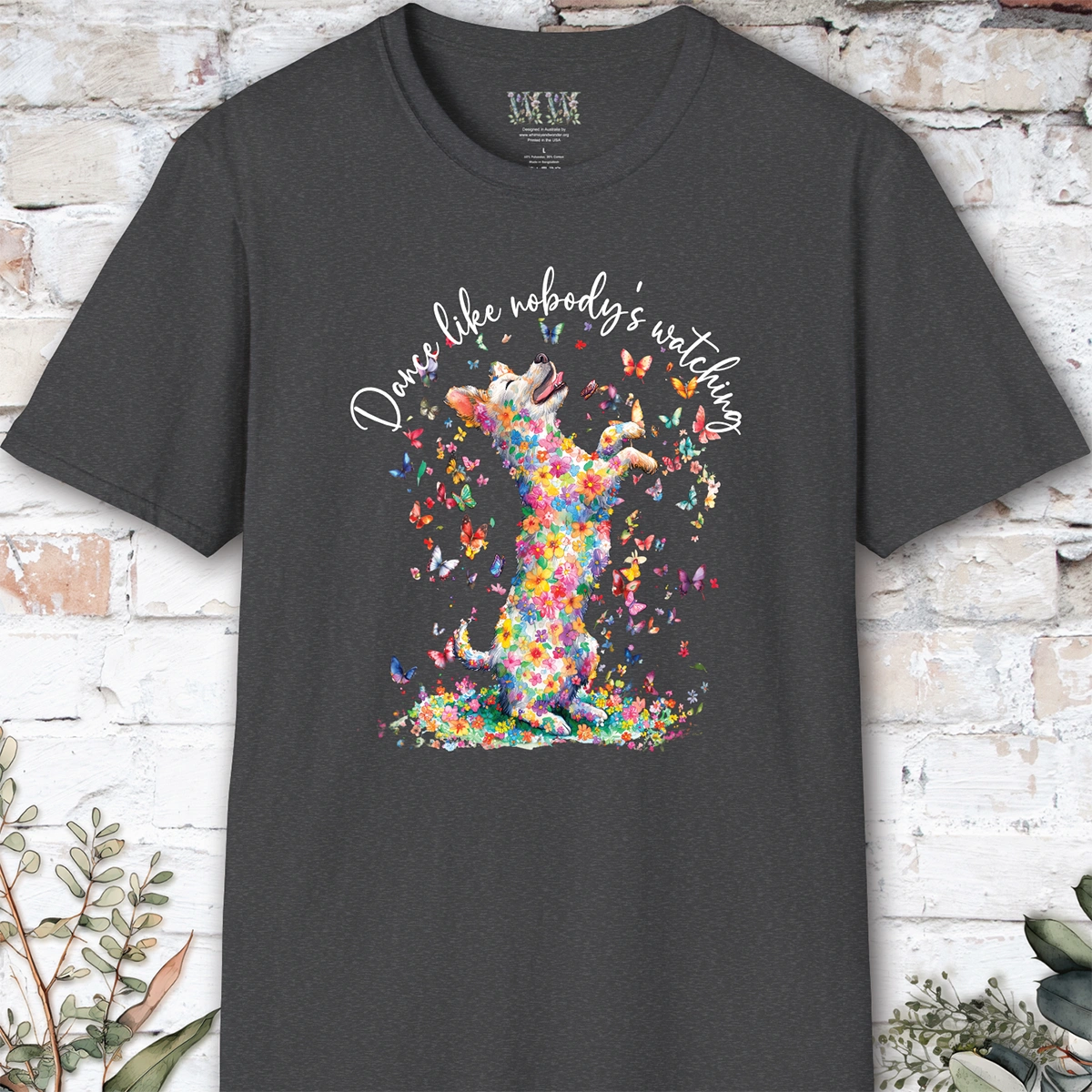 Chiweenie "Dance like nobody's watching" unisex T shirt