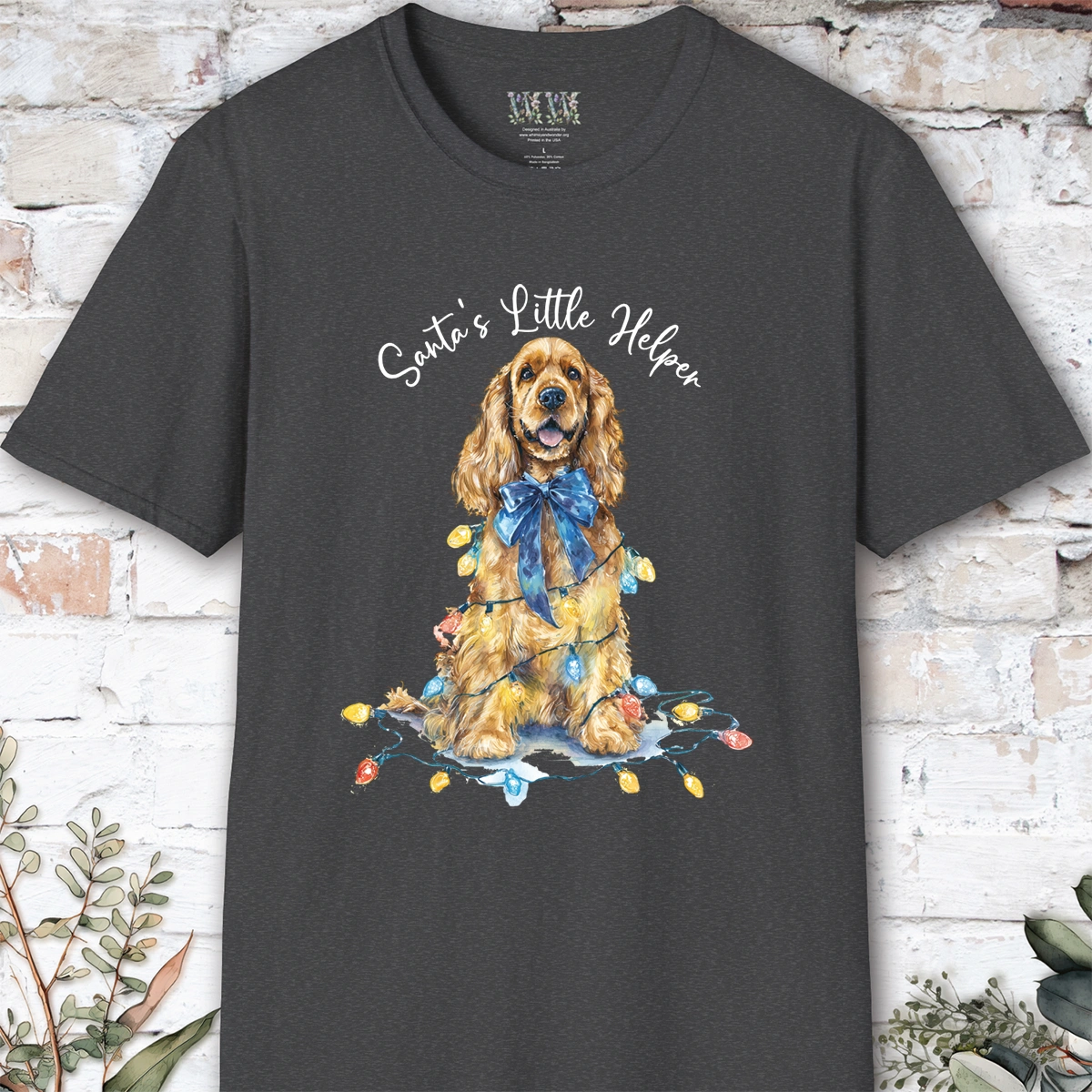 English Cocker Spaniel #2 Santa's little helper. unisex T shirt