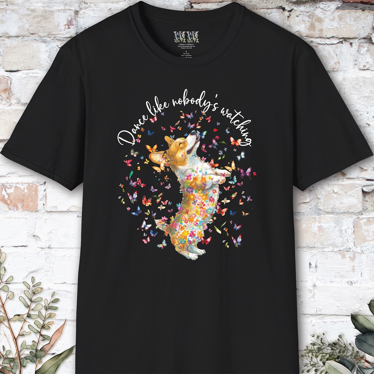 Corgi #2 "Dance like nobody's watching" unisex T shirt