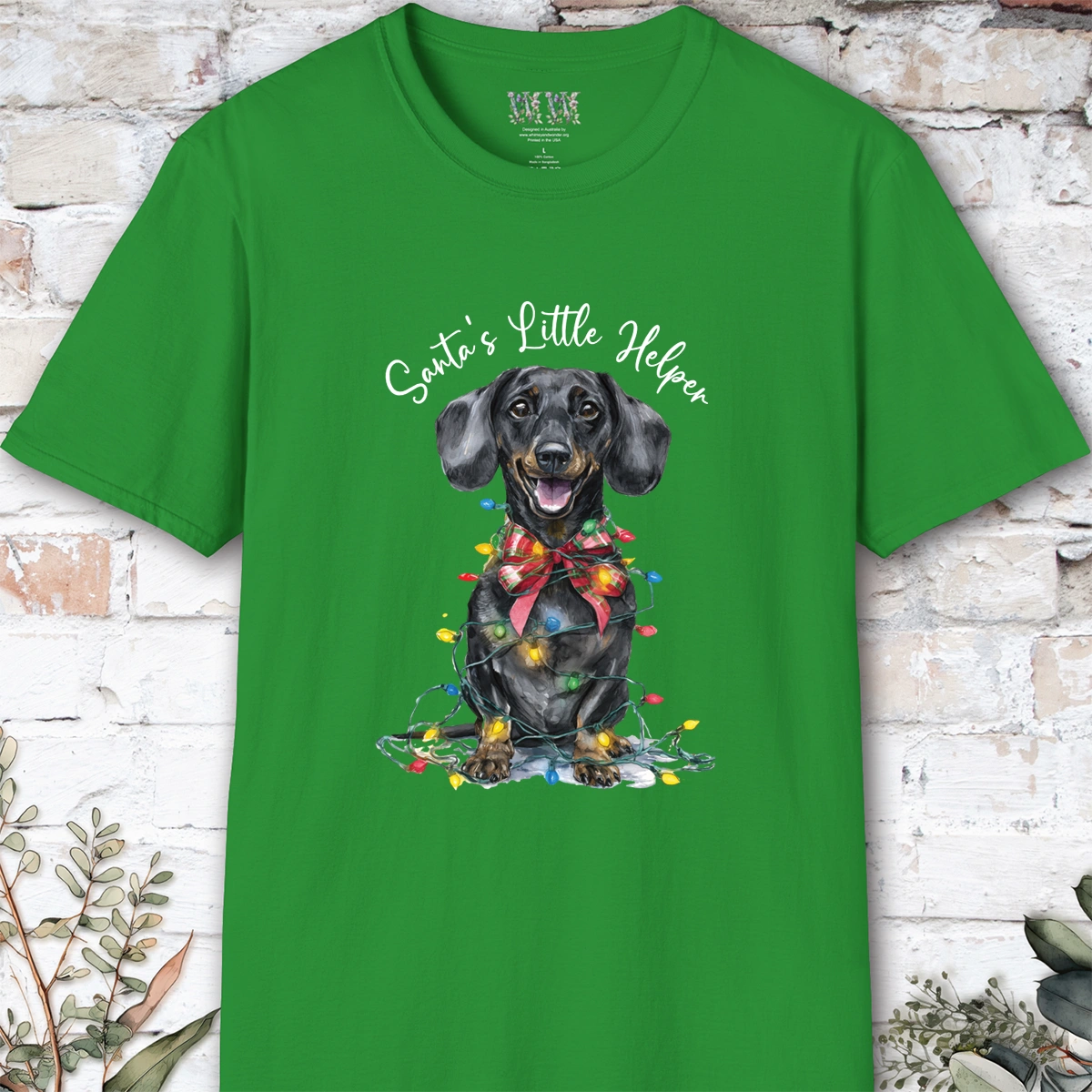 Dachshund #2 Santa's little helper. unisex T shirt