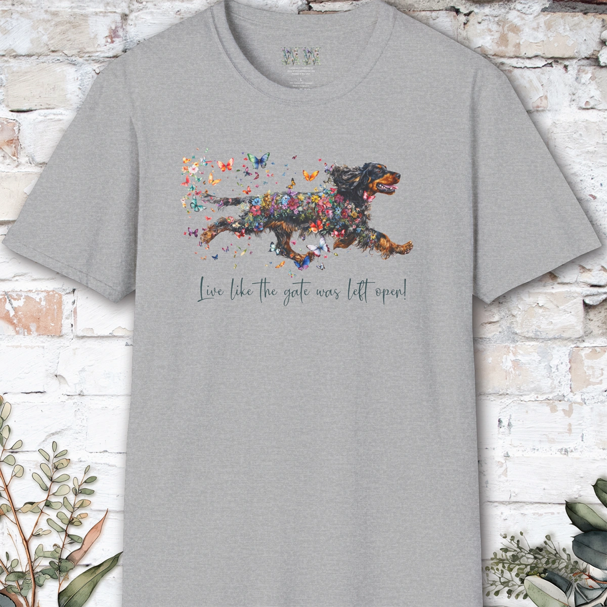 English Cocker Spaniel "Live like the gate was left open" T shirt