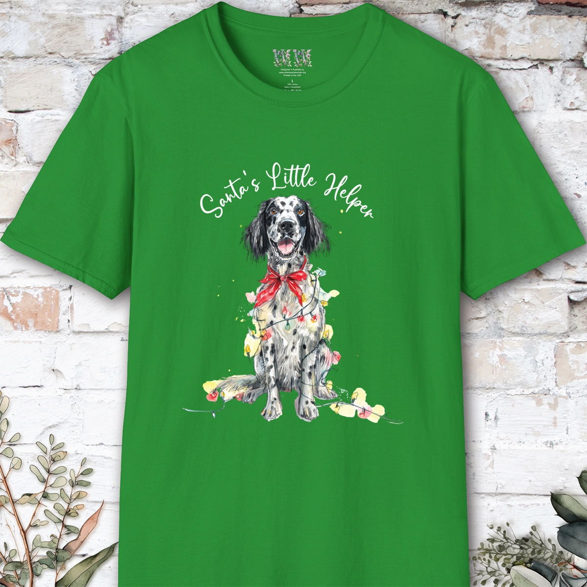English Setter #3 Santa's little helper. unisex T shirt