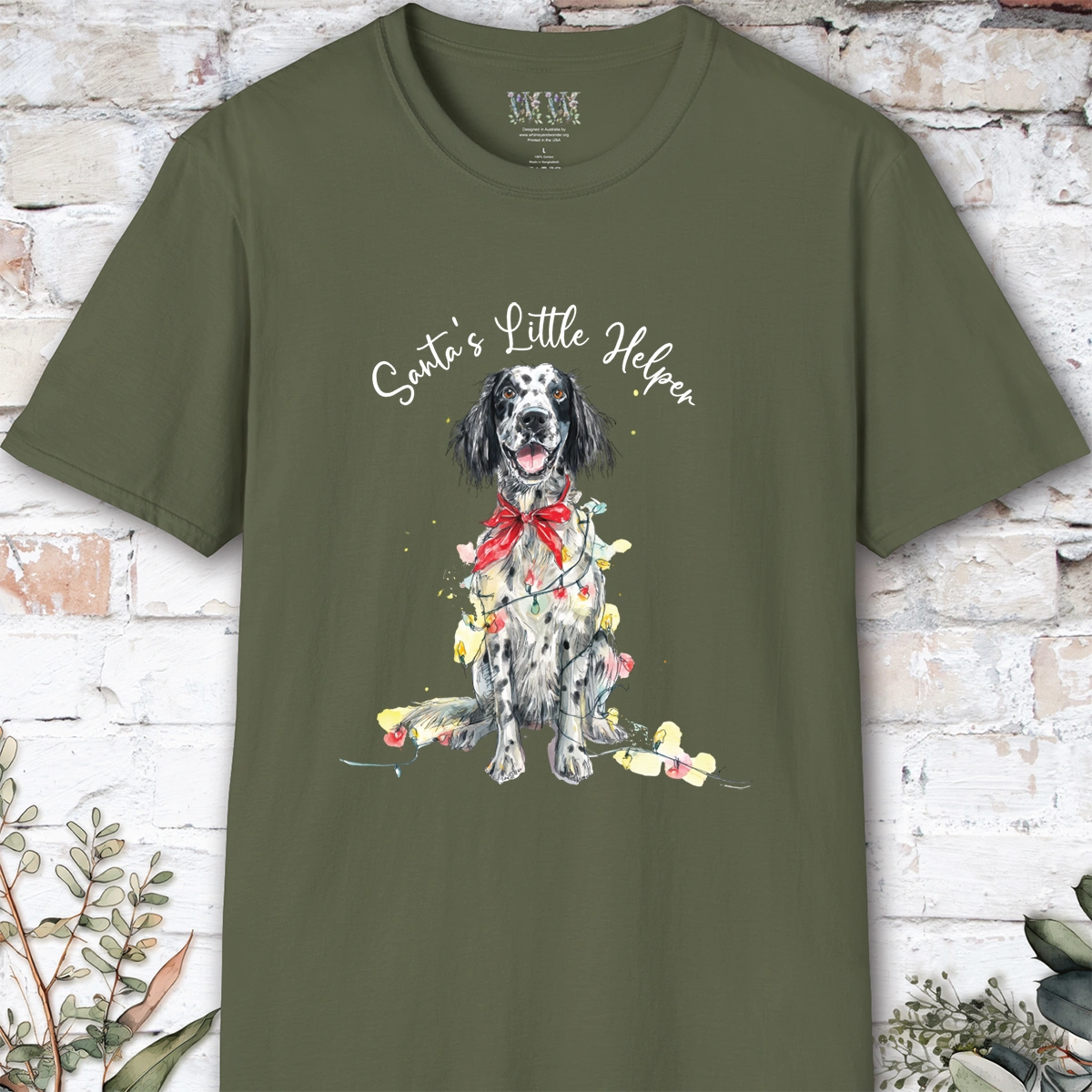 English Setter #3 Santa's little helper. unisex T shirt