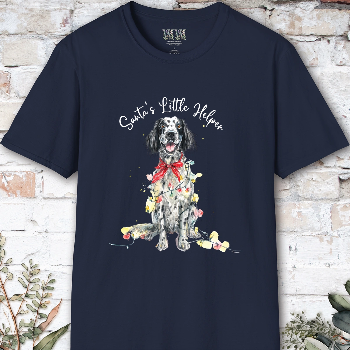 English Setter #3 Santa's little helper. unisex T shirt