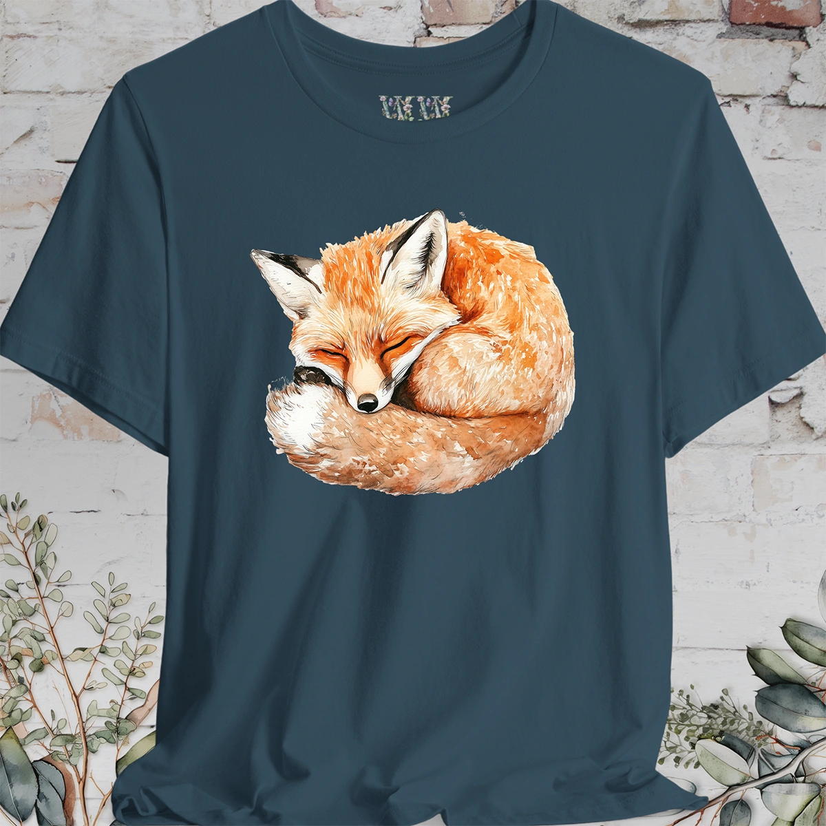 Fox sleeping T-Shirt