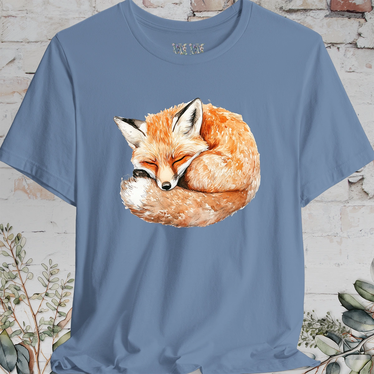 Fox sleeping T-Shirt