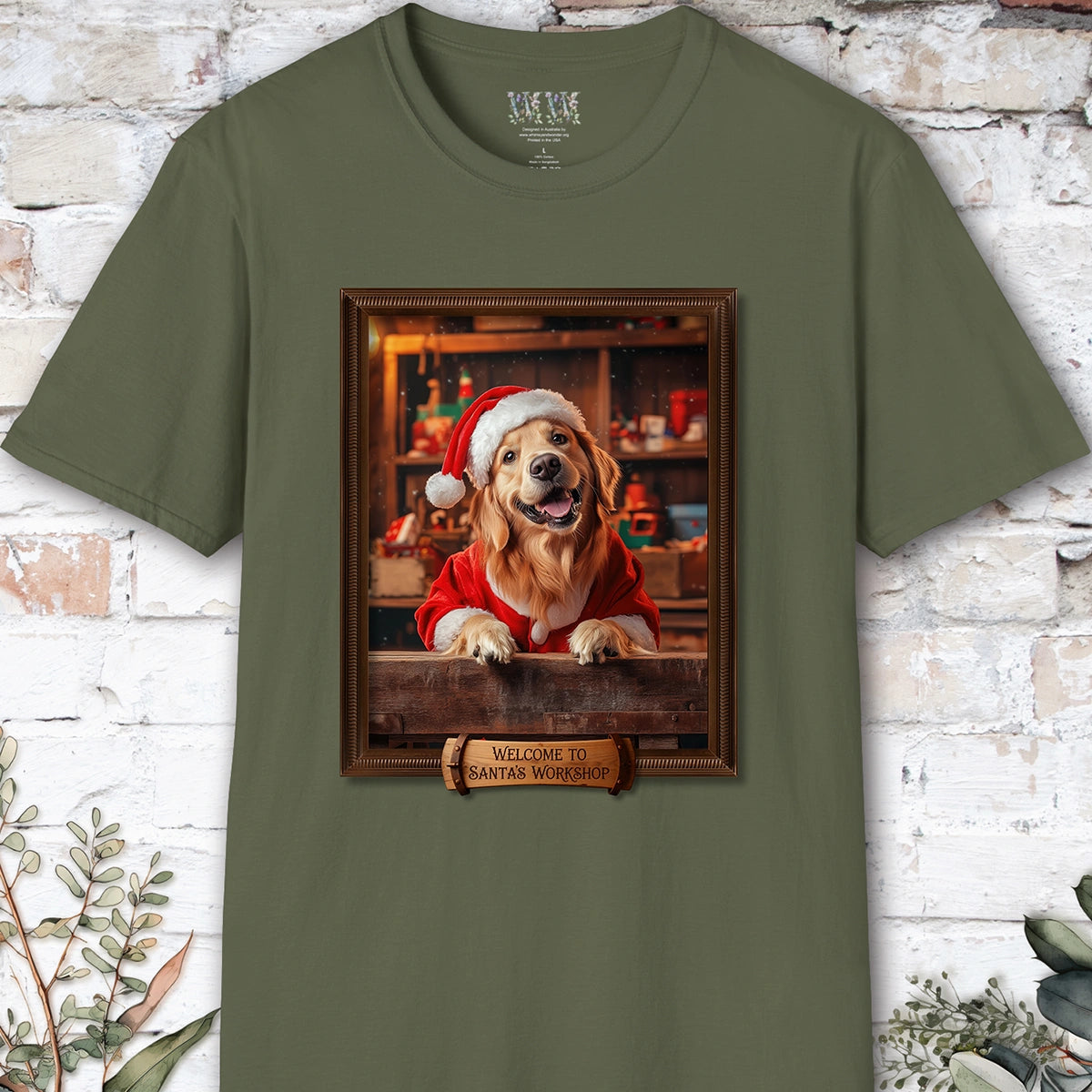 Golden Retriever Santa's Workshop Unisex T shirt