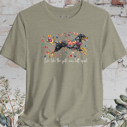 Hovawart #3 'Live like the gate was left open' T shirt
