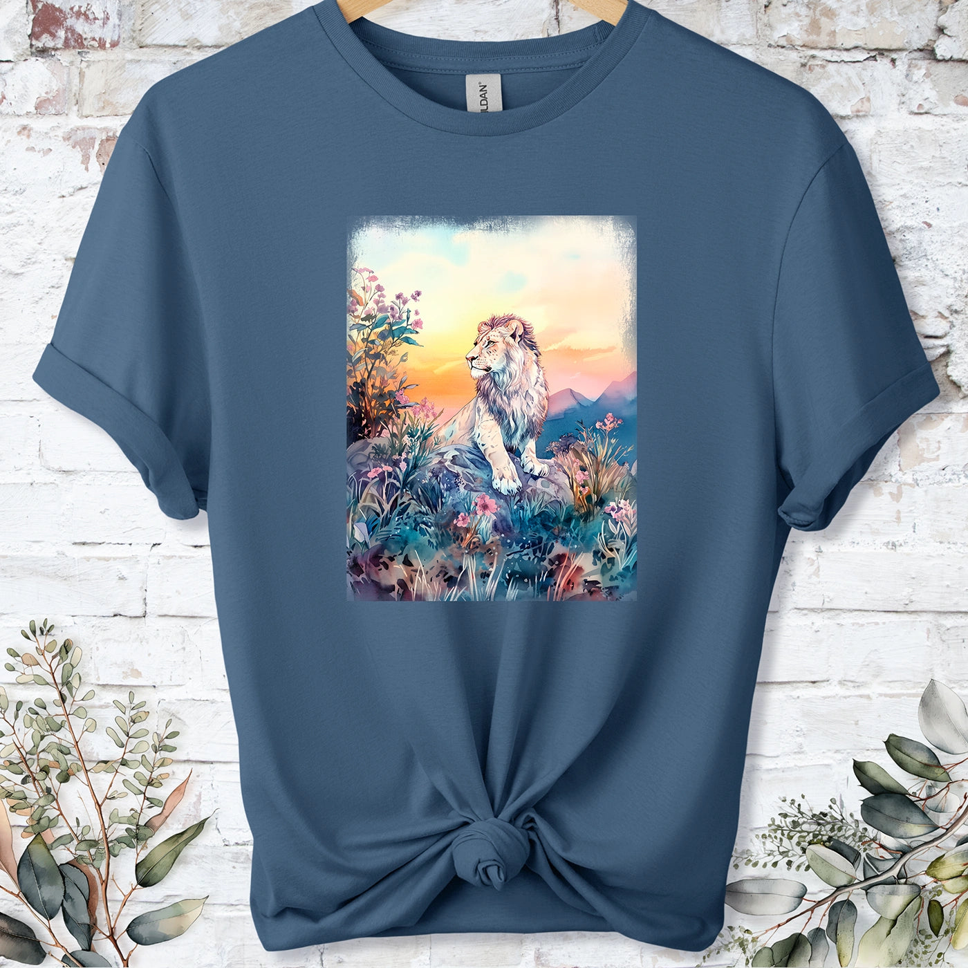 Lion at sunset #5 Unisex T shirt