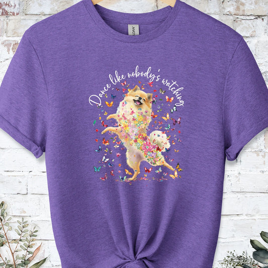 Pomeranian #3 "Dance like nobody's watching" unisex T shirt