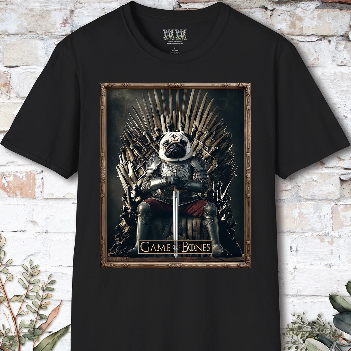 Pug Game of Bones, Unisex T shirt