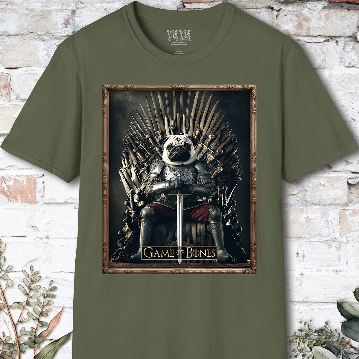 Pug Game of Bones, Unisex T shirt