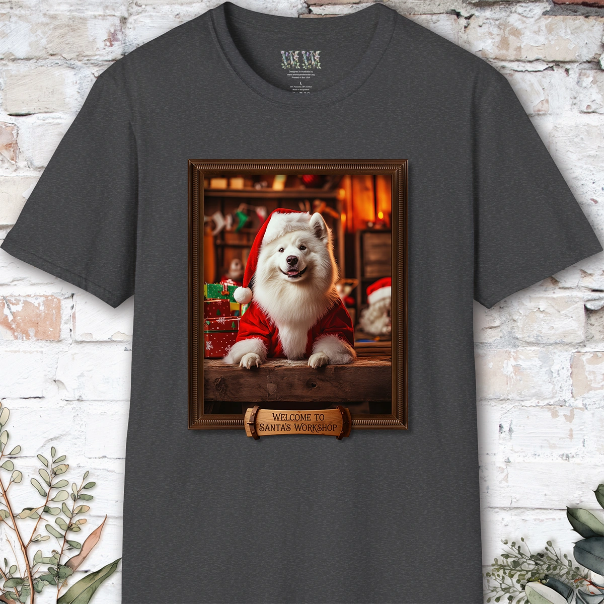Samoyed Santa's Workshop Unisex T shirt