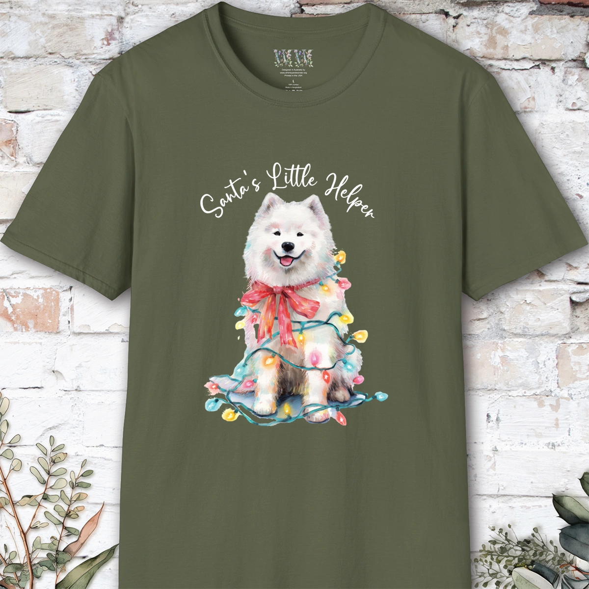 Samoyed Santa's little helper. unisex T shirt
