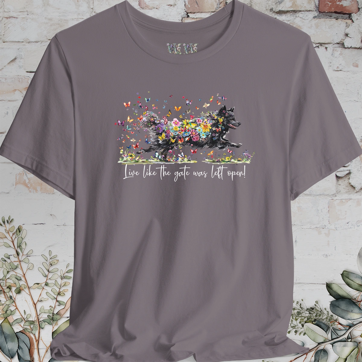 Schipperke #3 'Live like the gate was left open' T shirt