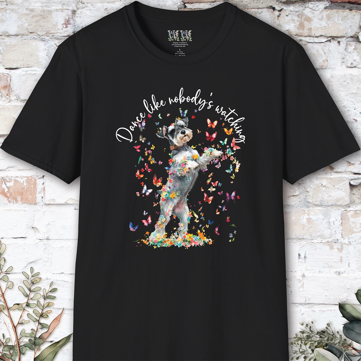 Schnauzer "Dance like nobody's watching" unisex T shirt