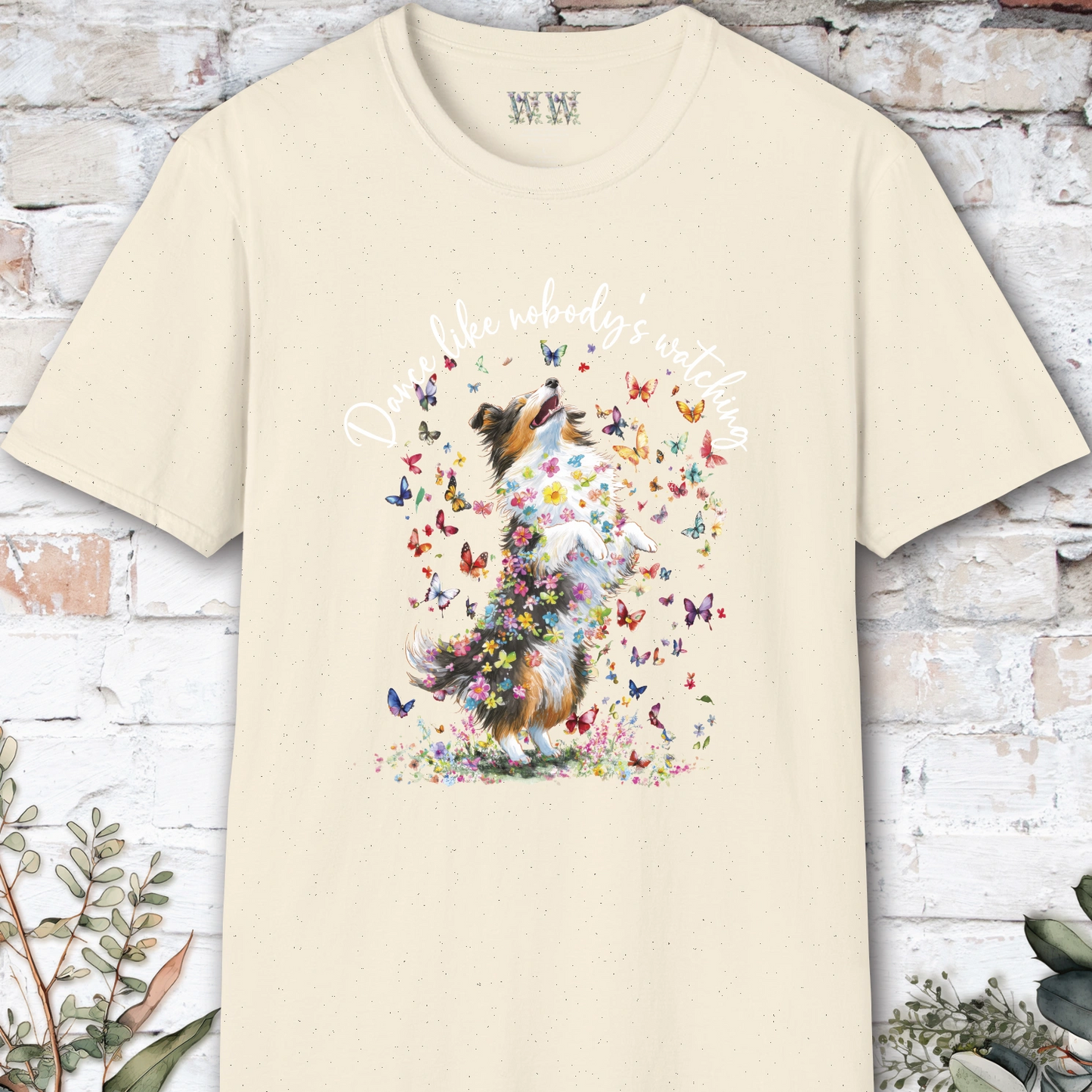 Shetland Sheepdog (Tri Colour Sheltie) #2 "Dance like nobody's watching" unisex T shirt
